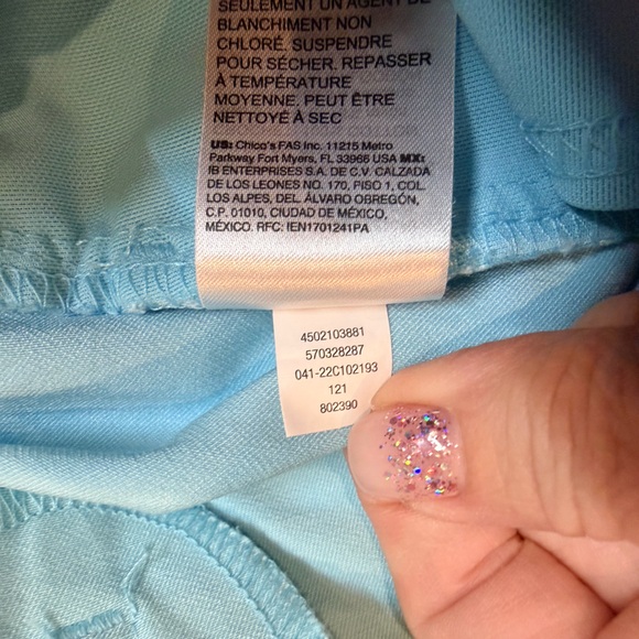 Chico’s Light Blue Cropped Pants Lace Trim Size 3 US 16 Pull On - Picture 6 of 11